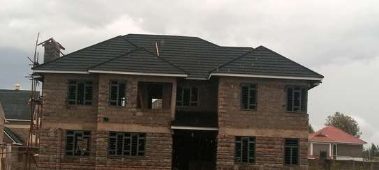 Roofing Specialist image 1