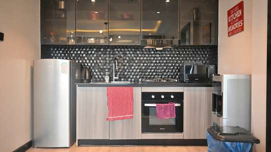 Furnished 2 Bed Apartment with En Suite in Westlands Area image 5