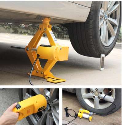3 Tons Car Jack Set with Tyre inflator image 1