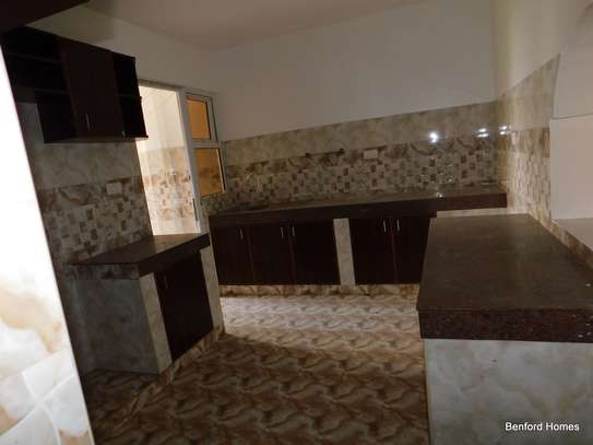 3 Bed Apartment with Balcony in Mombasa CBD image 3