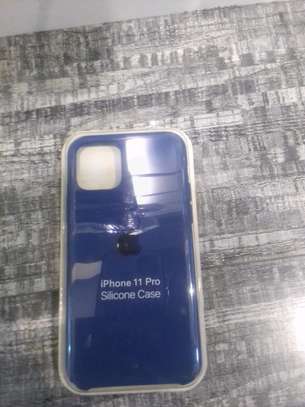 Iphone 11 pro silicone case image 1