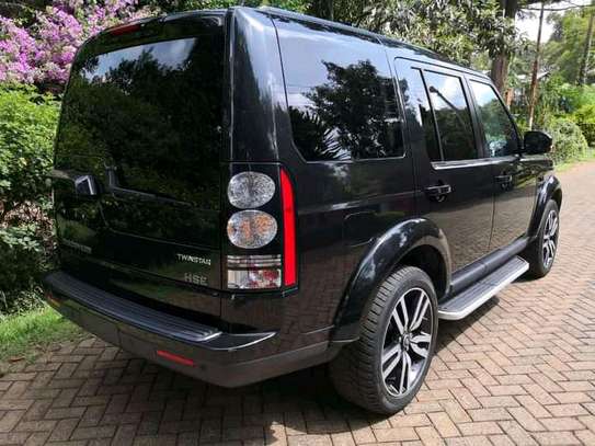 2015 land Rover Discovery 4 image 7