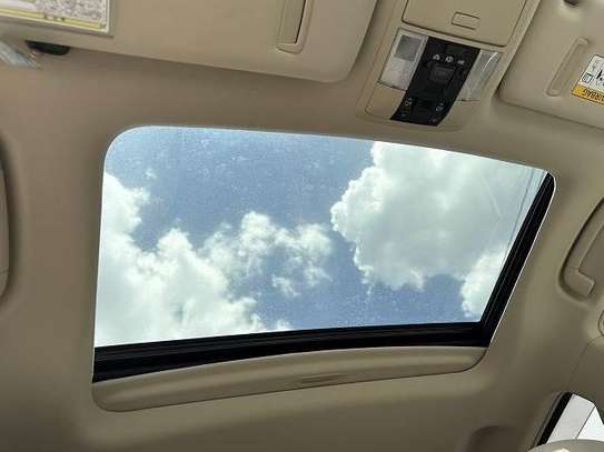 TOYOTA LAND CRUISER PRADO TX image 13