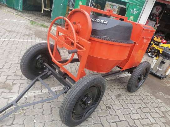 CONCRETE MIXERS FOR SALE image 5