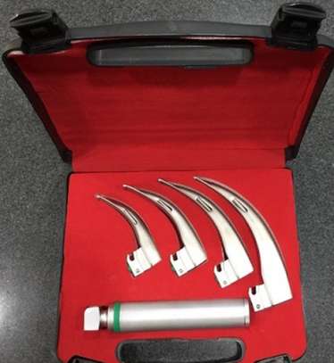 Laryngoscope Set of 4 Blades image 1