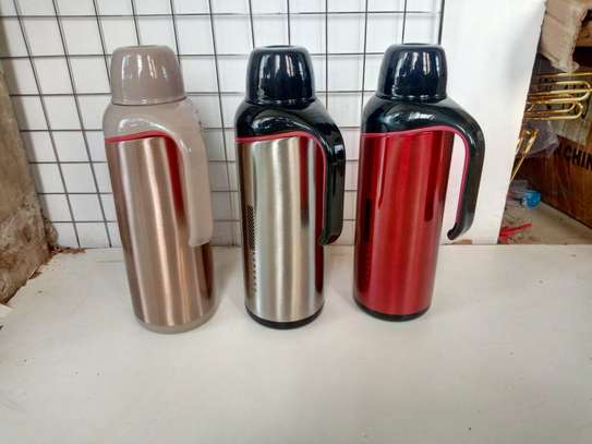 Unbreakable Thermos flask image 3
