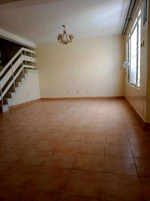 4 bedroom+sq available for rent in Prudential estate image 2