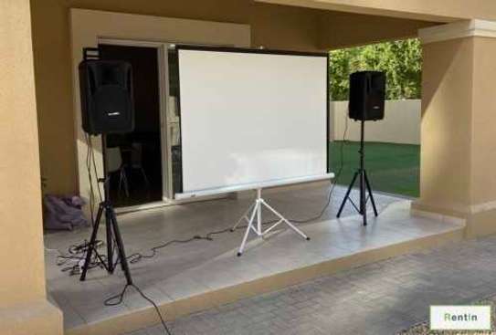 Tripod Projection Screen for Hire image 1