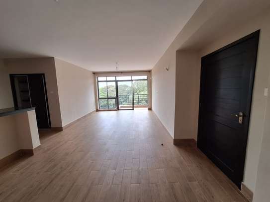 3 Bed Apartment with En Suite at Near Isk image 17