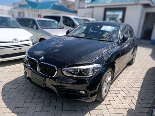BLACK BMW 116i image 3
