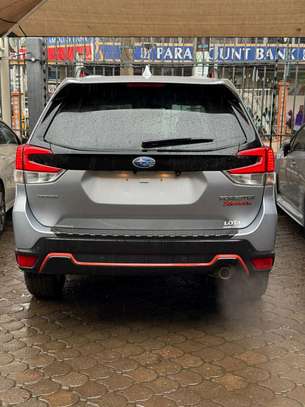 Subaru forester sk9 x break 2018 image 9