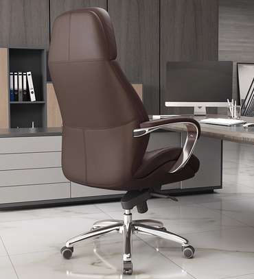 Office Chair : Pure Leather Luxury Ergonomic Boss Chair image 2