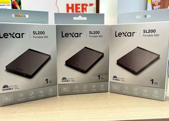 Lexar SL200 1TB Portable SSD, External SSD, USB-C image 1