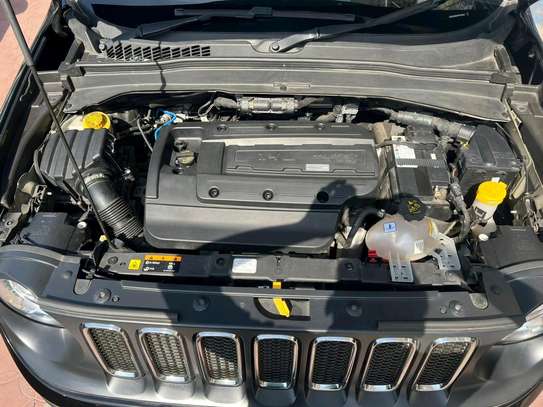 JEEP Genegane black image 6