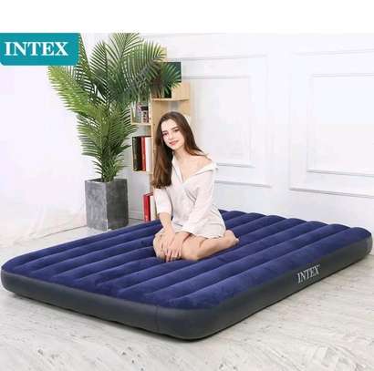 Inflatable mattress 5 by 6 feet image 1