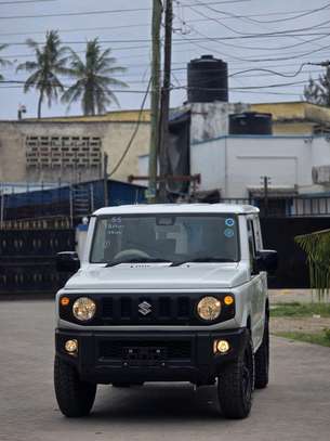 SUZUKI JIMMY NEWSHAPE 2018 MODEL image 2