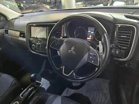 Mitsubishi outlander Sport 2016 silver image 3