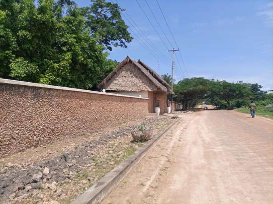 DIANI BEACH PLOT ON SALE image 3