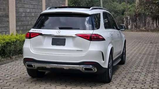 Mercedes benz GLE400d 2020model image 7