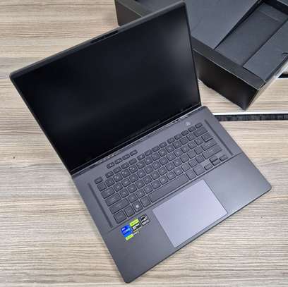New ASUS ROG Zephyrus G16 Gaming Laptop core i7 13th Gen image 2