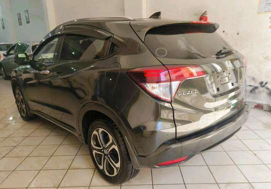 Honda Vezel image 10