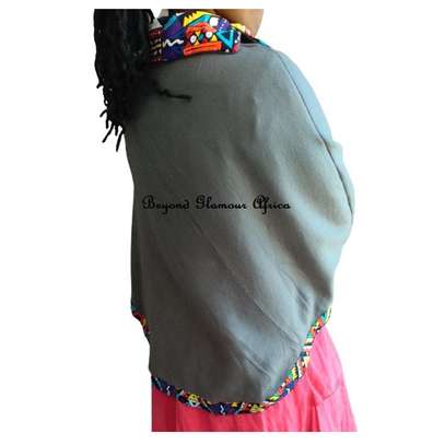 Womens Grey ankara poncho with earrings image 1