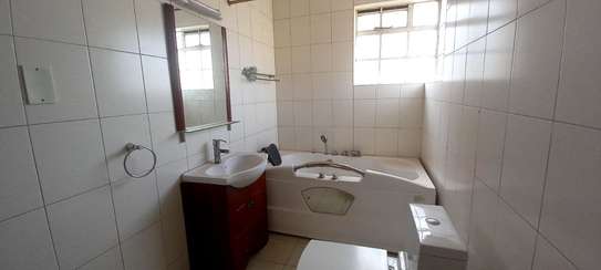 2 Bed Apartment with En Suite in Kileleshwa image 17