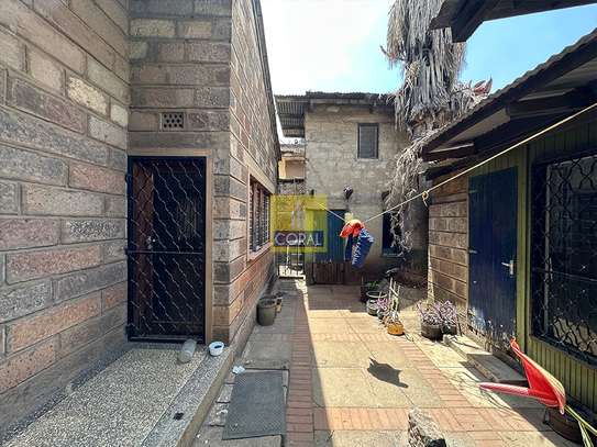 4 Bed House in Nairobi West image 4