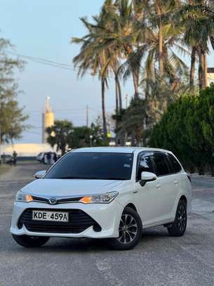 Toyota fielder used image 2