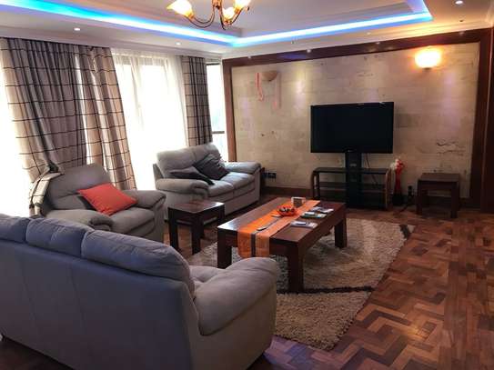 3 Bed Apartment with En Suite at Hatheru Rd image 20