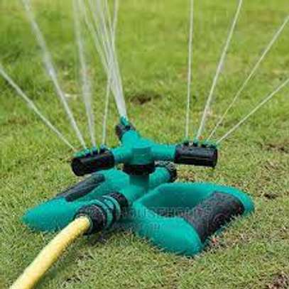 Garden Sprinkler, Automatic 360 Rotating Adjustable image 3