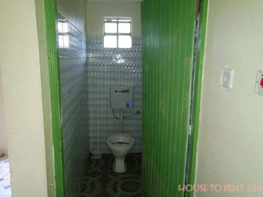 SPACIOUS ONE BEDROOM TO LET FOR 10K image 10