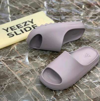 Authentic Yeezy Slides
38 to 45
Ksh.2499 image 1