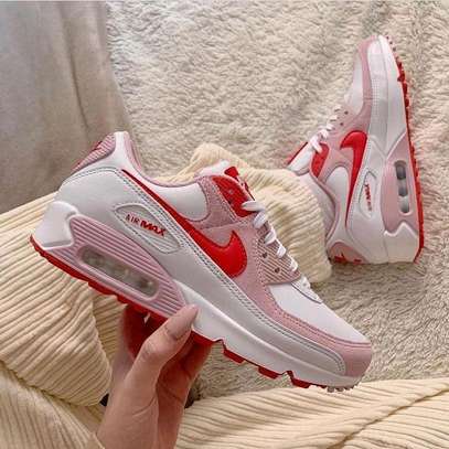 Ladies airmax image 2