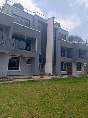 5 Bed House with En Suite in Garden Estate image 25