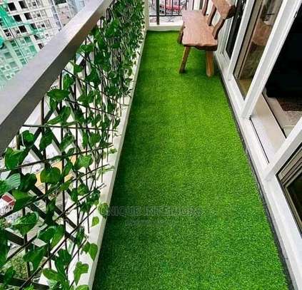 Quaity-artificial Grass carpet image 3