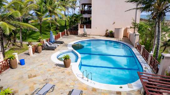 Furnished 3 Bed Apartment with Swimming Pool in Watamu image 3