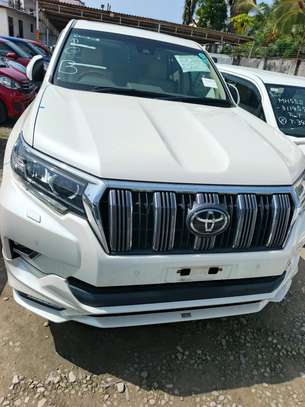 Toyota landcruiser prado image 9