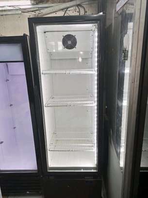 Display fridge 400litres image 1