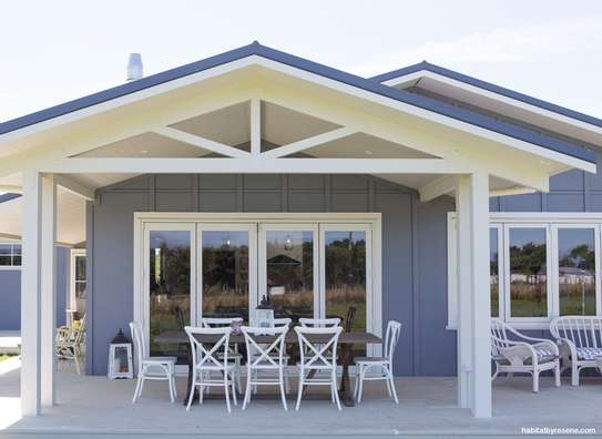 Professional Interior & Exterior Painters: Home Painting Service | Get a Free Estimate image 12