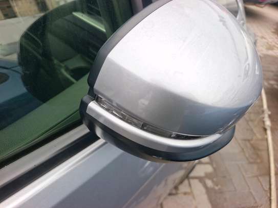 Honda fit non hybrid image 4