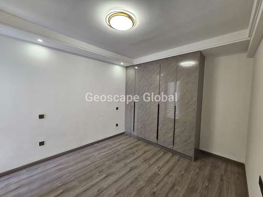 2 Bed Apartment with En Suite in Riverside image 16