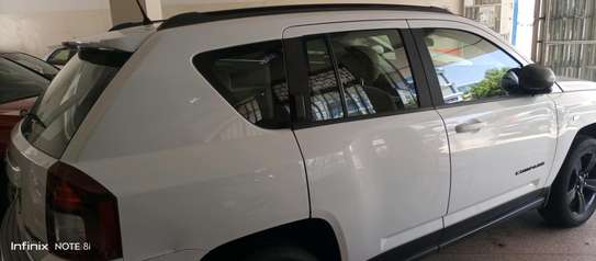 Jeepster image 3