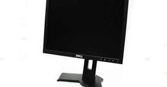 17 inch widescreen Dell Monitor image 2