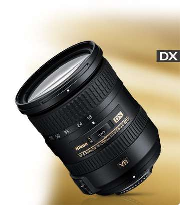 Nikon AF-S DX NIKKOR 18-200mm f/3.5-5.6G ED VR II Lens image 1