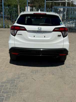 HONDA VEZEL RS 2018MODEL image 5