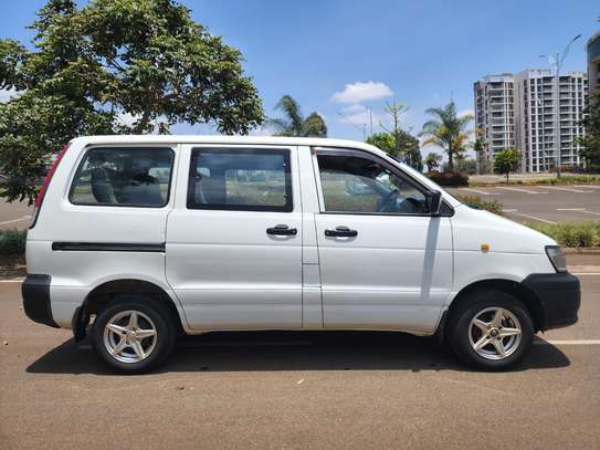 Clean Toyota TownAce for sale image 2