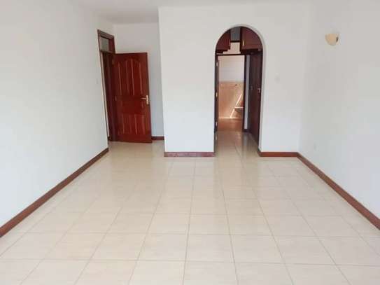 3 Bed Apartment with En Suite at Off Mvuli Road image 8