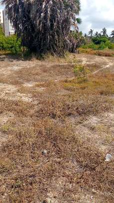 5 ac land for sale in Nyali Area image 7
