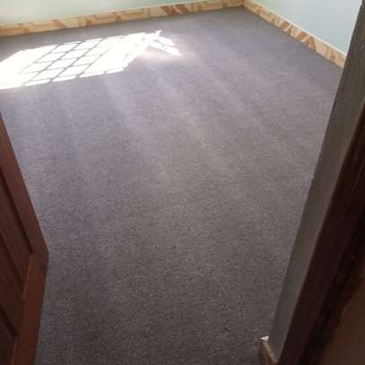 Durable wall to wall carpet image 1